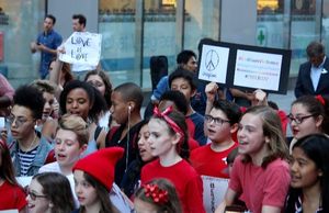 Young people from the Broadway community sing John Lennon's 'Imagine' for peace @ BroadwayWorld Young people from the Broadway community sing John Lennon's 'Imagine' for peace Photo